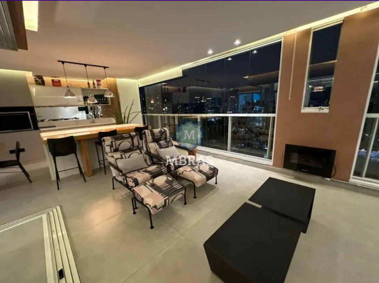 Residência Exclusiva com Conforto, Design Contemporâneo e Lazer Completo - foto 0